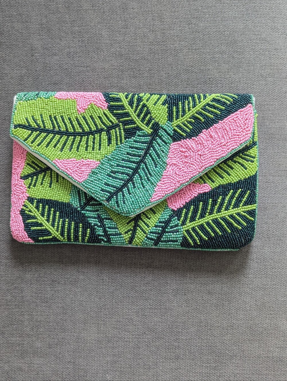 NWT Twine & Love Palm Leaves Beaded Envelope Clutch | Pink & Green